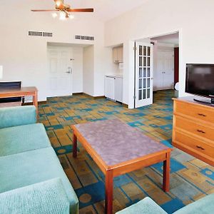 One-Bedroom King Suite